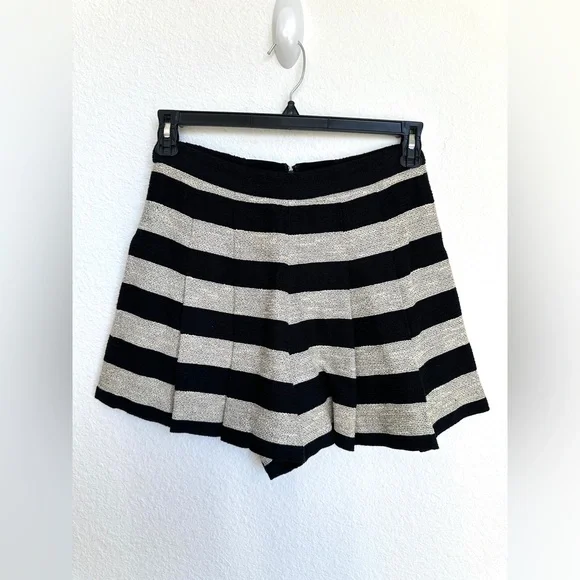 Alice & Olivia Striped‎ Cotton-Blend Jacket & Shorts set size 4